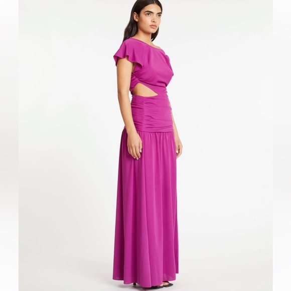 Tanya Taylor
Nami Gown size 6 - Picture 1 of 15